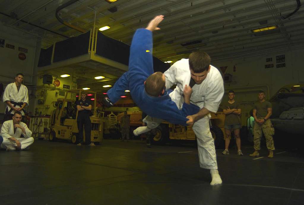 FALLING (UKEMI) IN JUDO AND AIKIDO: WHY SHOULD YOU LEARN TO&nbsp;FALL?